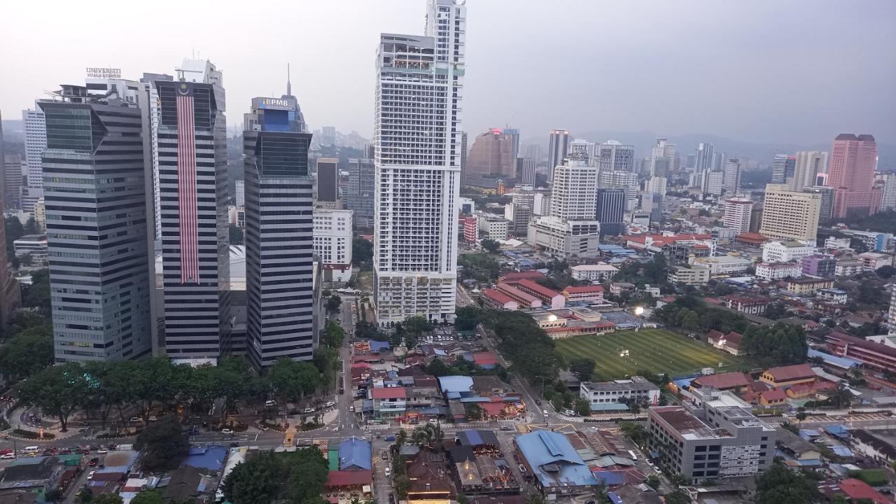 Cushy Dorm At Klcc Hostel Kuala Lumpur Exterior photo